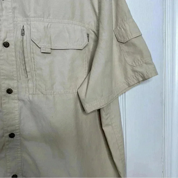 Field & Stream  Button Down Fishing Shirt Short Sleeved Cream Size Extra Large - Picture 4 of 16